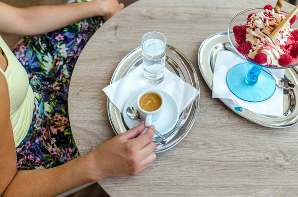 Des Podcasts Enrichissants pour Plonger dans l'Art du Minimalisme